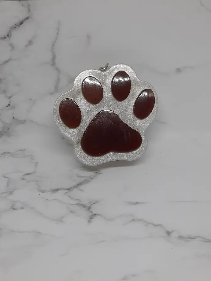 Porte-clés patte de chien