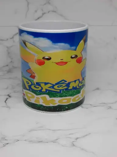 Mugs Pikachu